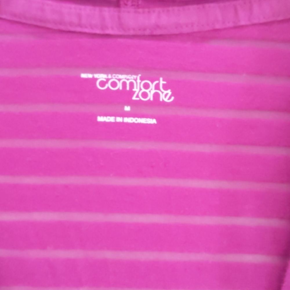 Darling tee/blouse top - Picture 2 of 3
